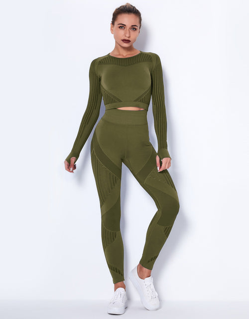 Load image into Gallery viewer, Seamless Knitted Absorbent Yoga Long-Sleeved Suit Yoga Wearsuit
