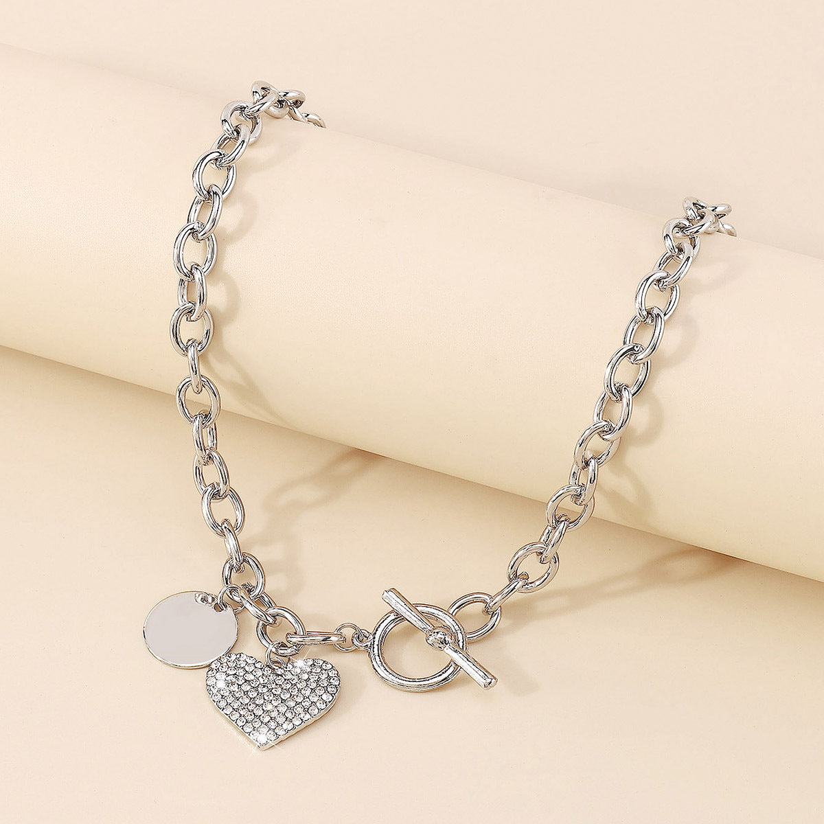 Women's Round Heart Shape With Imitation Diamond Necklace