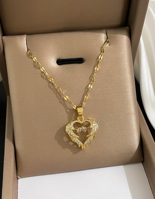 Load image into Gallery viewer, Love Smart Necklace Female Phenix Dance In The Sky Cold Style Luxury Temperament Clavicle Chain
