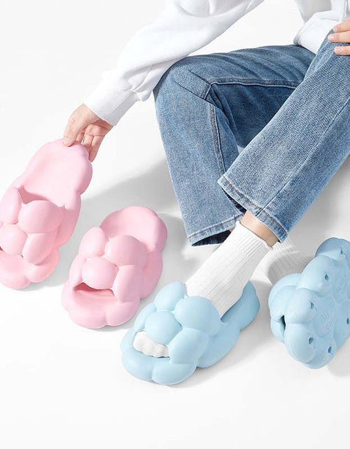 Load image into Gallery viewer, Soft Cloud Design Slippers Cute House Shoes Women Outdoor Indoor Bathroom Slipper
