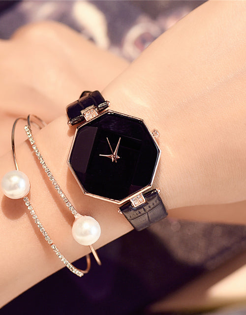 Load image into Gallery viewer, Retro Trendy Watch For Female Students
