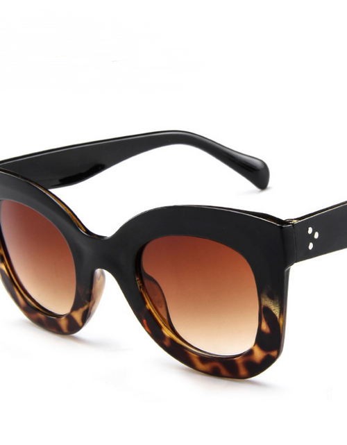 Load image into Gallery viewer, Fashion Cat Eye Sunglasses
