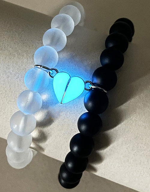 Load image into Gallery viewer, Fashion Jewellery 2pcs Handmade Crown Beaded Charms Bracelet Luminous Heart Glow In The Dark Couple Bracelet For Lover Men Women Fluorescent Gift
