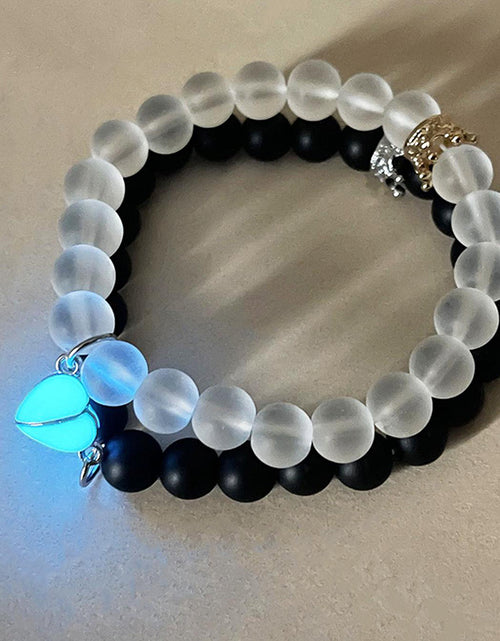 Load image into Gallery viewer, Fashion Jewellery 2pcs Handmade Crown Beaded Charms Bracelet Luminous Heart Glow In The Dark Couple Bracelet For Lover Men Women Fluorescent Gift
