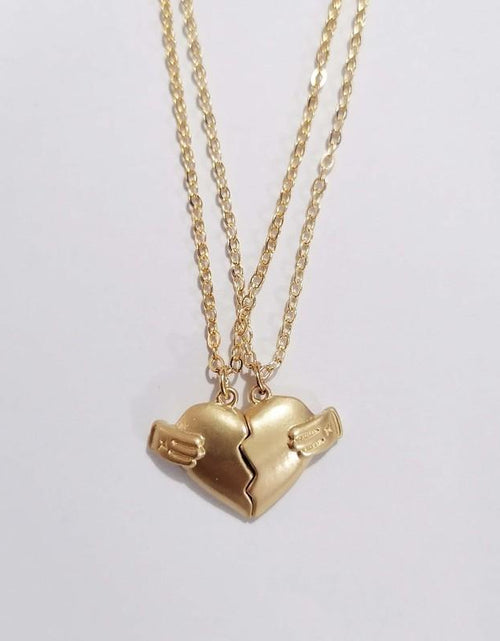 Load image into Gallery viewer, Creative Magnet Love Necklace 2pcs Heart-broken Shape Necklace Men And Women Jewellery
