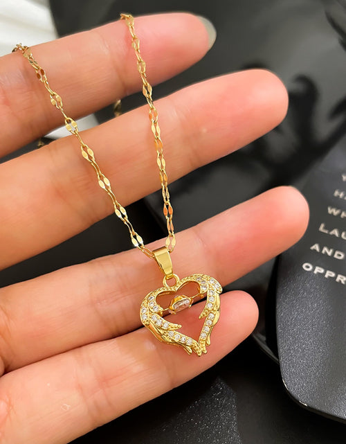 Load image into Gallery viewer, Love Smart Necklace Female Phenix Dance In The Sky Cold Style Luxury Temperament Clavicle Chain
