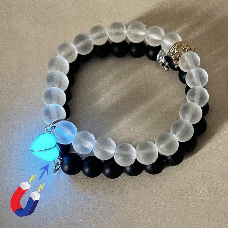 Fashion Jewellery 2pcs Handmade Crown Beaded Charms Bracelet Luminous Heart Glow In The Dark Couple Bracelet For Lover Men Women Fluorescent Gift